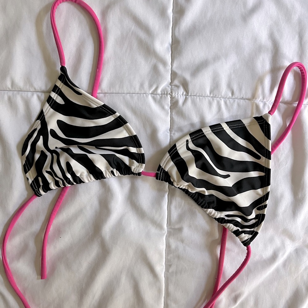 Zebra bikini top